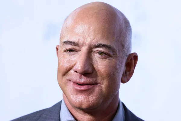 How Much Does Jeff Bezos Make A Year